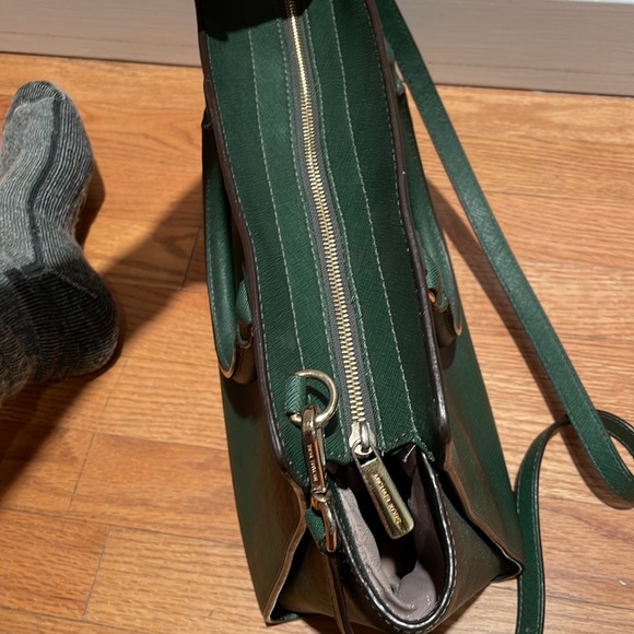 Michael Kors Handbag - Picture 4 of 6